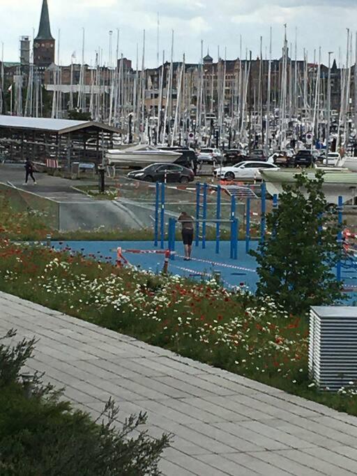 Апартаменты Bo Med Stil Og Udsigt Til Aarhus Lystbadehavn Экстерьер фото